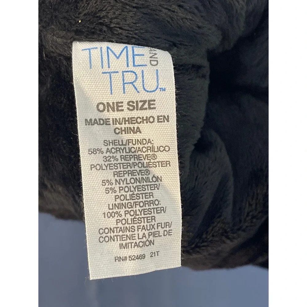 Time and‎ Tru Womens Black Cable Knit Beanie Faux Fur Pom Fleece Lined TT223104